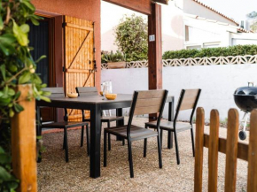 Villa 2-pièces au calme avec mezzanine, terrasse et parking - 5 couchages - Animaux acceptés - FR-1-409-130